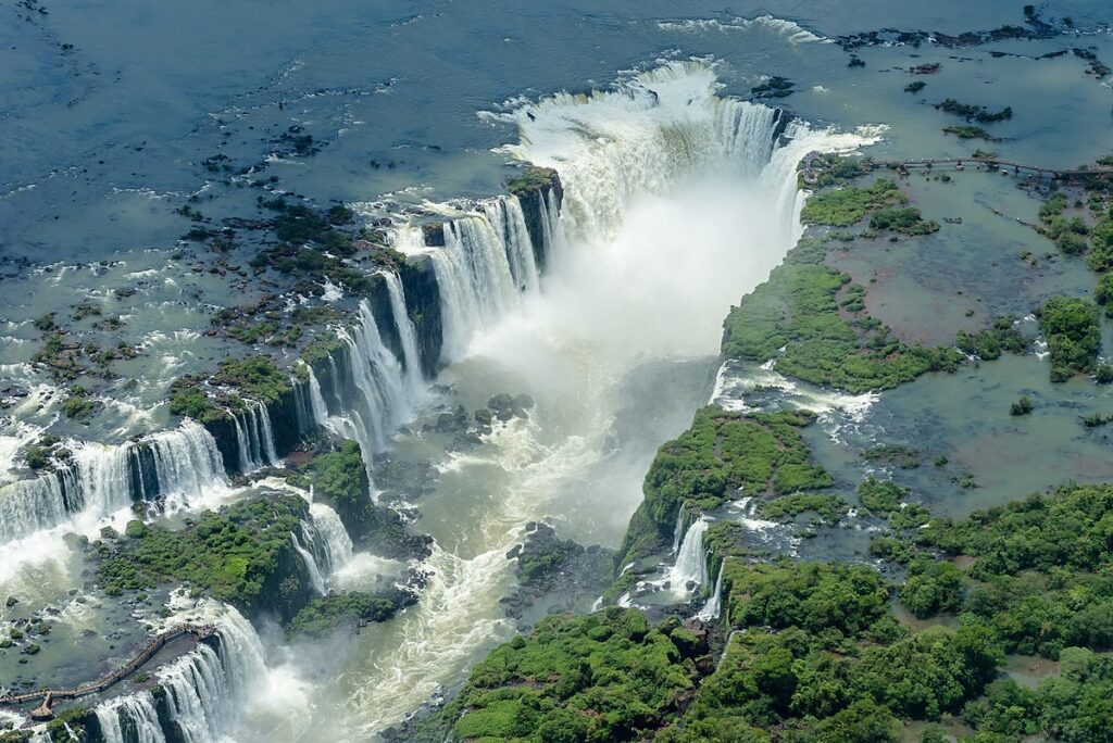 Wisata Alam Iguazu Falls